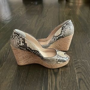 Wedge high heel